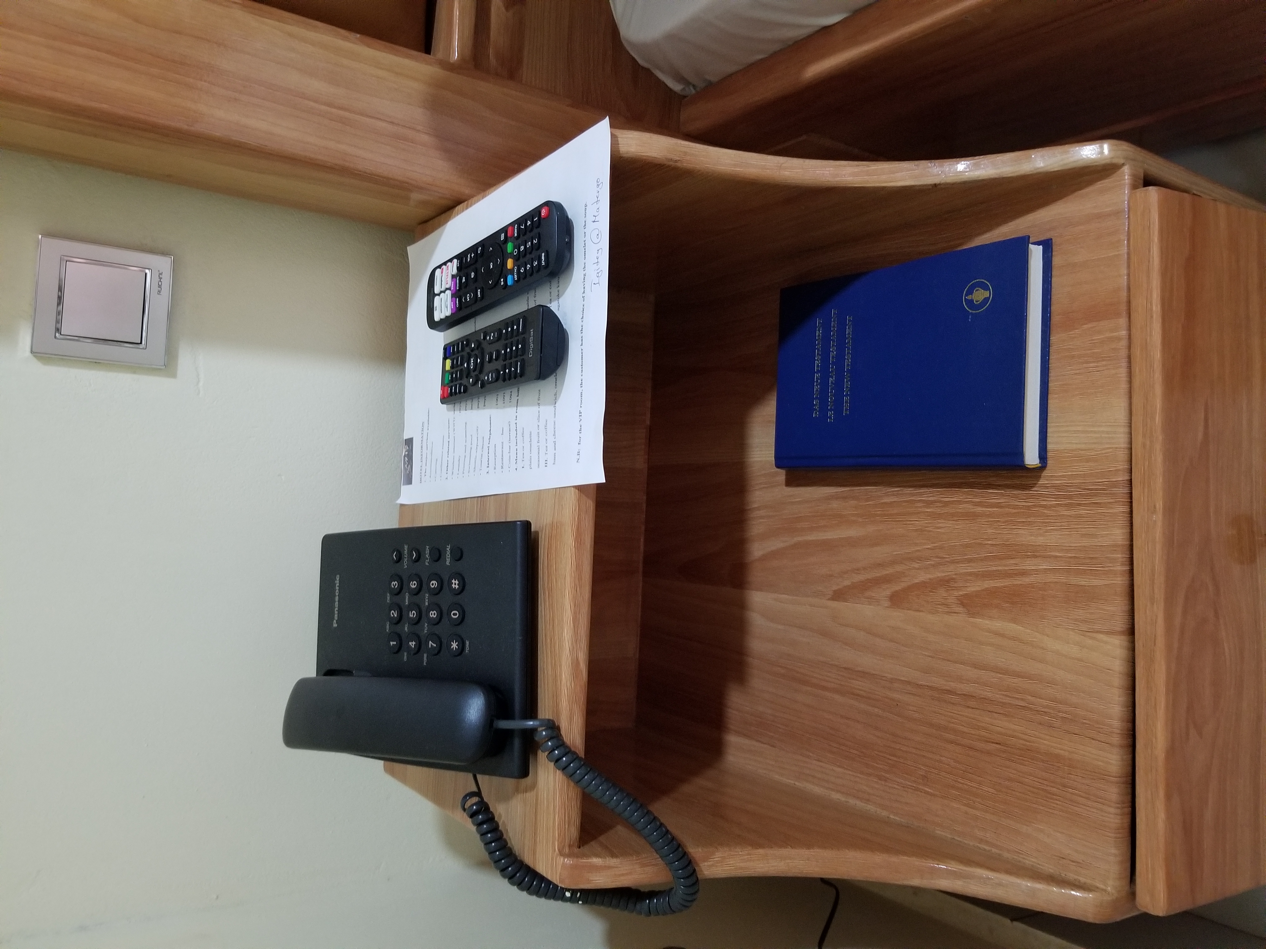 Telephone 